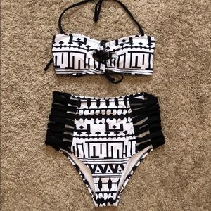 Aztec Print Highwaisted Bikini 🖤